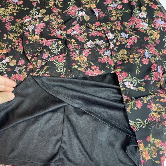 Womens Black Floral Shift Dress Sheer Neckline Sleeves Boho Whimsigoth Sz M - Picture 9 of 10